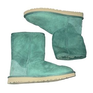 UGG Classic Short II Sagebrush Suede Fur Boots Womens Size 8 Great Condition